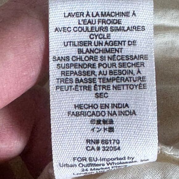 Free People Crazy Little Thing Cream/White Embroidered Cotton Peplum Top Sz M - Picture 11 of 12